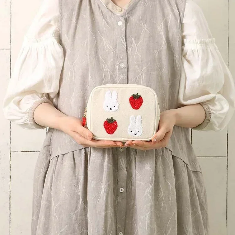 Miffys 딸기 만화 귀여운 핑크 스퀘어 메이크업 보관 가방, 휴대용 자수 패션 캔버스 립스틱 팩 봉제