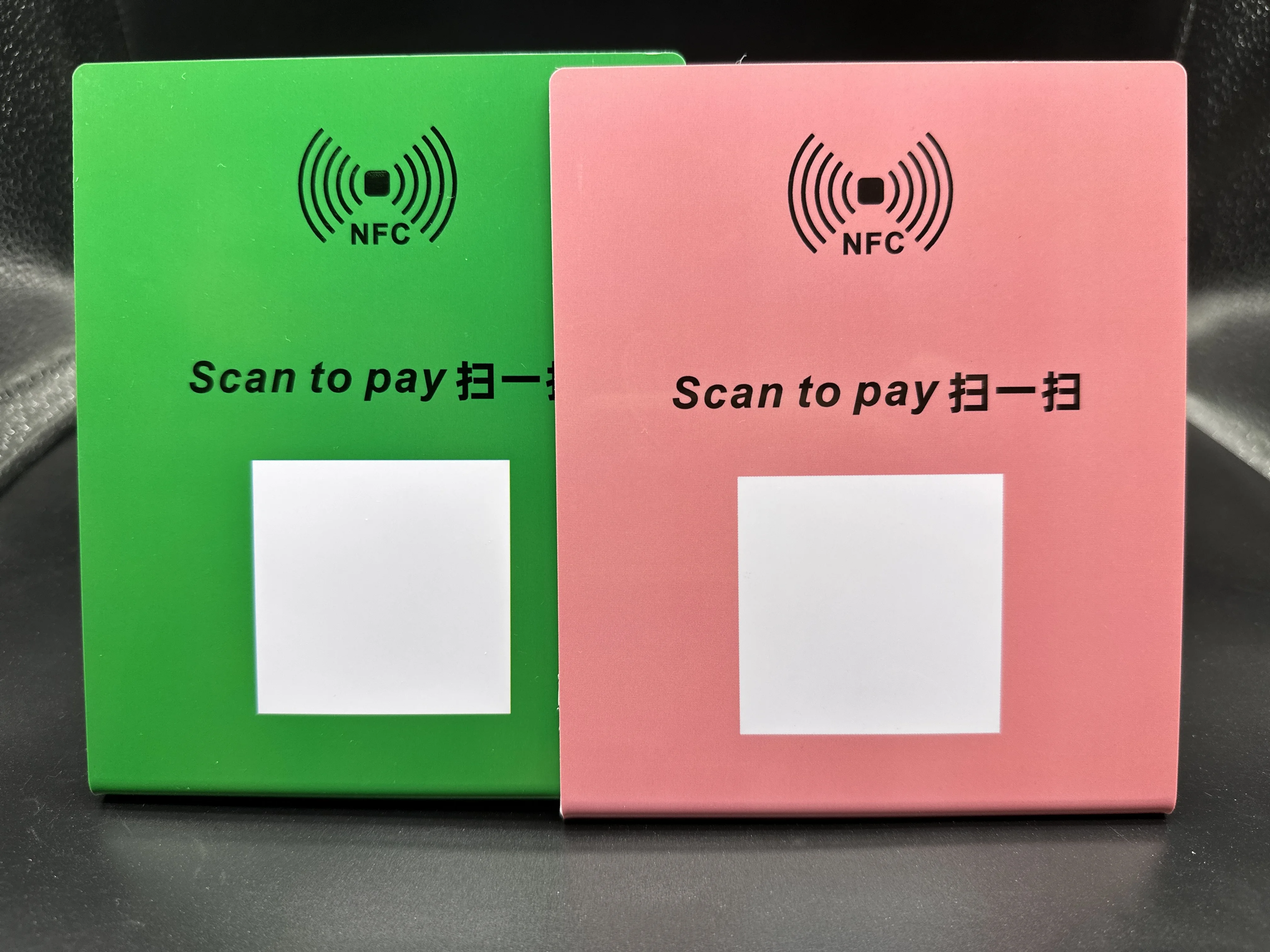 NFC 213 테이블 디스플레이 스탠드 NTG 213 칩, PVC 13.56Mhz 칩, NFC 스캔 코드, 레스토랑 카드, 개인 웹 사이트 NFC 디스플레이 카드