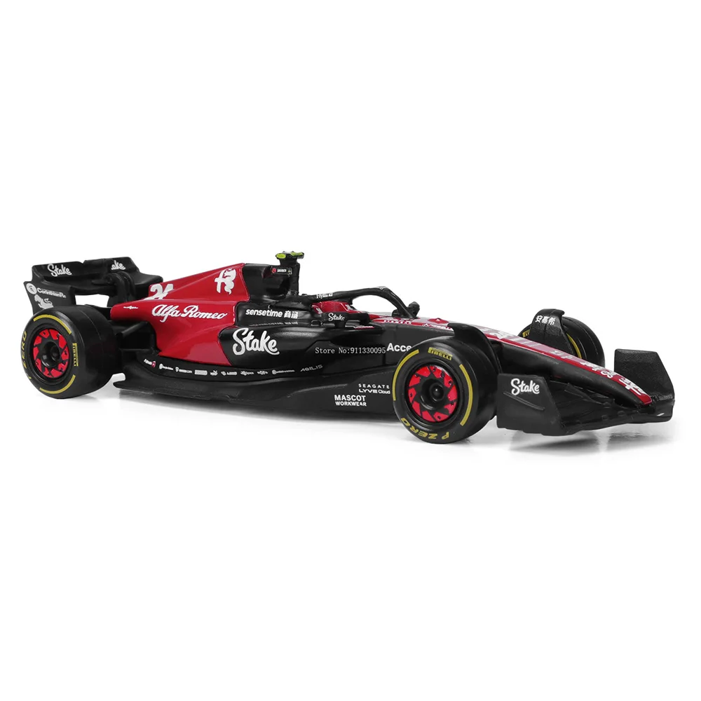 Bburago 1:43 Alfa Romeo F1 팀 스테이크 2023 C43 #24 Zhou Guanyu #77 Valtteri Bottas 합금 자동차 다이 캐스트 모델 장난감 수집품