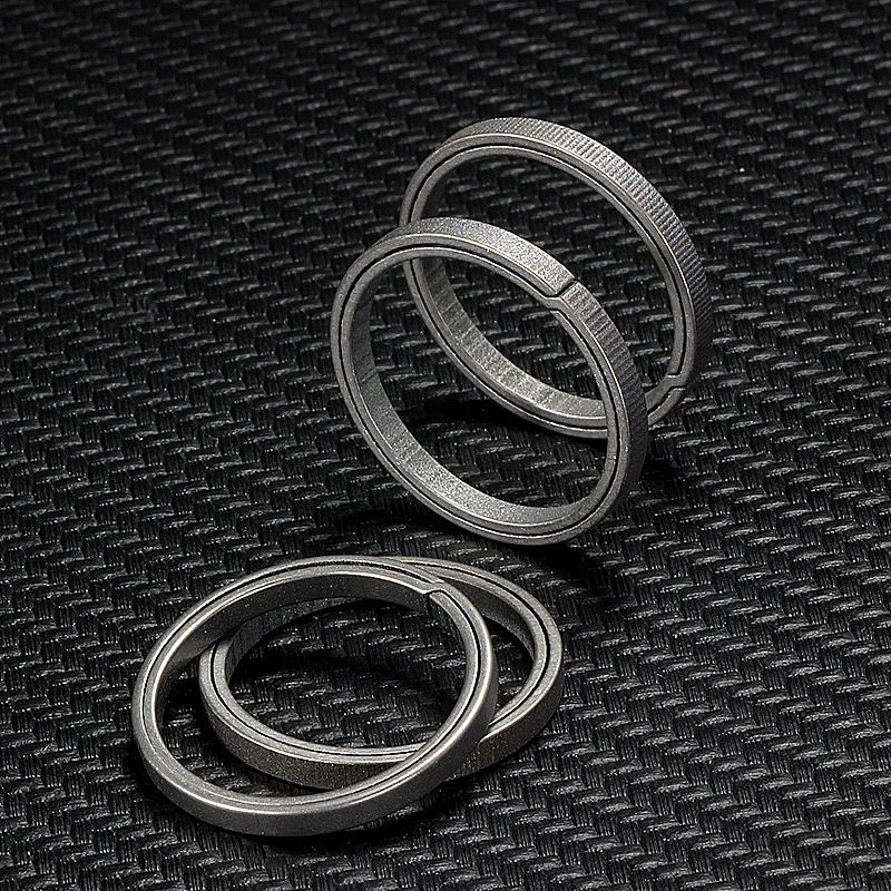 티타늄 합금 키링 버클 펜던트, 초경량 남성용 자동차 키체인, 창의력 선물, 열쇠 고리 공예