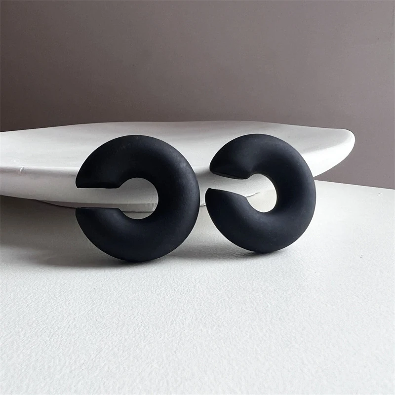 여성용 심플한 원형 클립 귀걸이, C자형 아크릴, 레드, 블루, 블랙, 핑크, 피어싱 연골 없음, 경량 이어 커프, 1 쌍