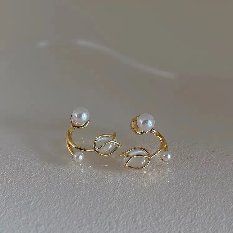 여성을 위한 새로운 라이트 럭셔리 크리스탈 플라워 스터드 귀걸이, 패션 크리스탈 모조 진주 달콤한 귀걸이 소녀 쥬얼리