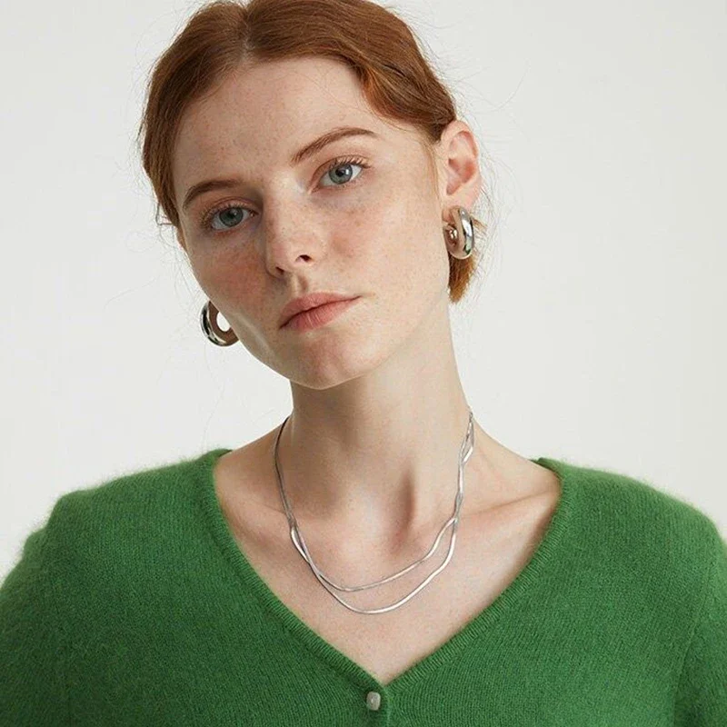 레트로 스테인리스강 청키 C 모양 후프 귀걸이, 광택 금도금, PVD 원형 튜브, 허기 후프, 쌓은 귀 쥬얼리, 신제품