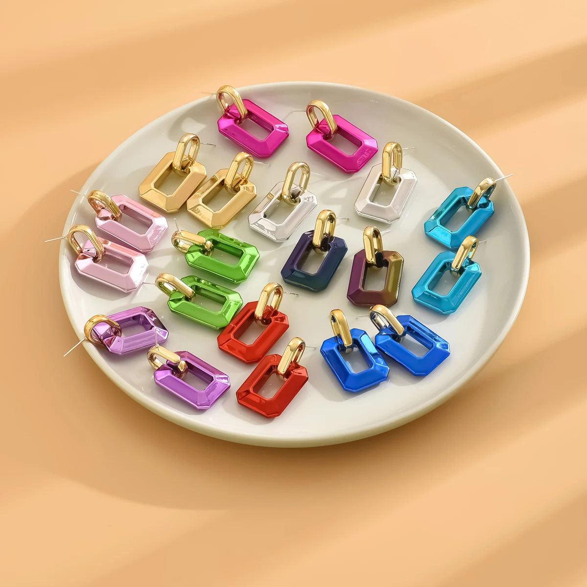 여성용 빈티지 기하학적 금속 색상 아크릴 Y2K 스터드 귀걸이, 프로스트 스프레이 가죽, 패션 이어네일 스타일