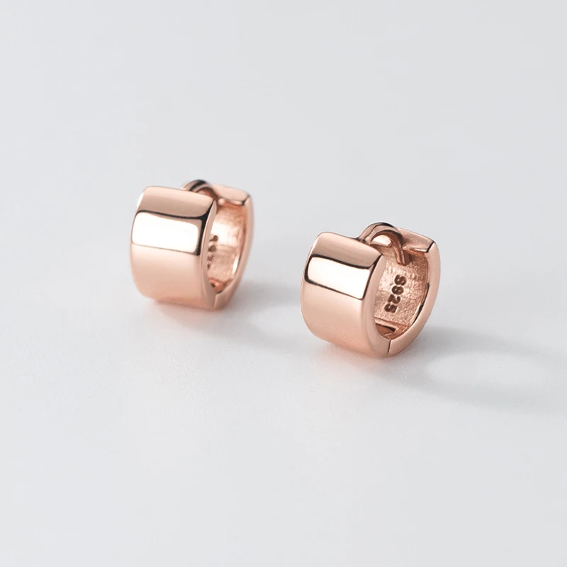 INZATT 여성용 리얼 925 스털링 실버, 5mm 넓은 표면 후프 귀걸이, 클래식 파인 주얼리, 미니멀리스트 액세서리