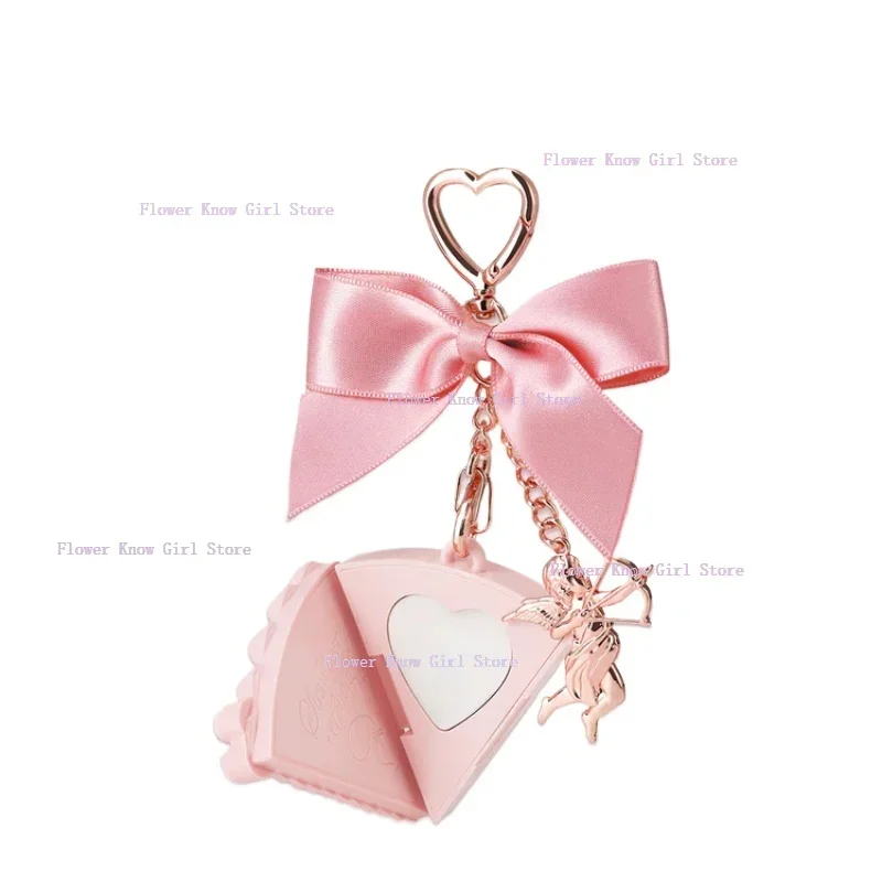 꽃은 딸기 큐피드 솔리드 밤 펜던트를 알고 있습니다