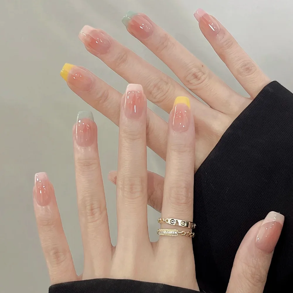 24pcs 손톱에 분리 가능한 짧은 언론 Y2k 라인 석 거짓 손톱 접착제 발레 달콤한 멋진 여자 인공 거짓 손톱 팁