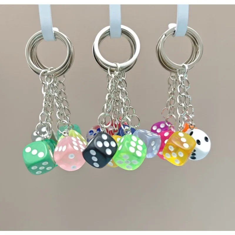 자동차 키 체인에 대 한 크리 에이 티브 작은 액세서리 미니 펜 던 트 배낭 교수형 열쇠 고리 독창성 아크릴 주사위 열쇠 고리 반지 선물