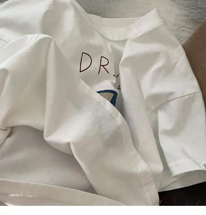 코튼 하프 슬리브 티셔츠 소년 어린이 2025 여름 베이비 남여 의상 스포츠 캐주얼 티셔츠 소녀 만화 자동차 트렌디 풀오버 셔츠