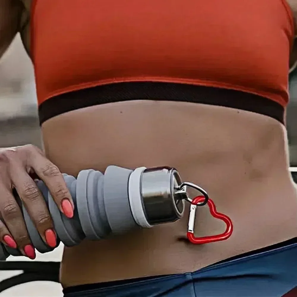 5PCS 하트 모양의 금속 Carabiner 키 체인 Carabiner 야외 등산 캠핑 키 링 멀티 여행 키트 후크 교수형 열쇠 고리