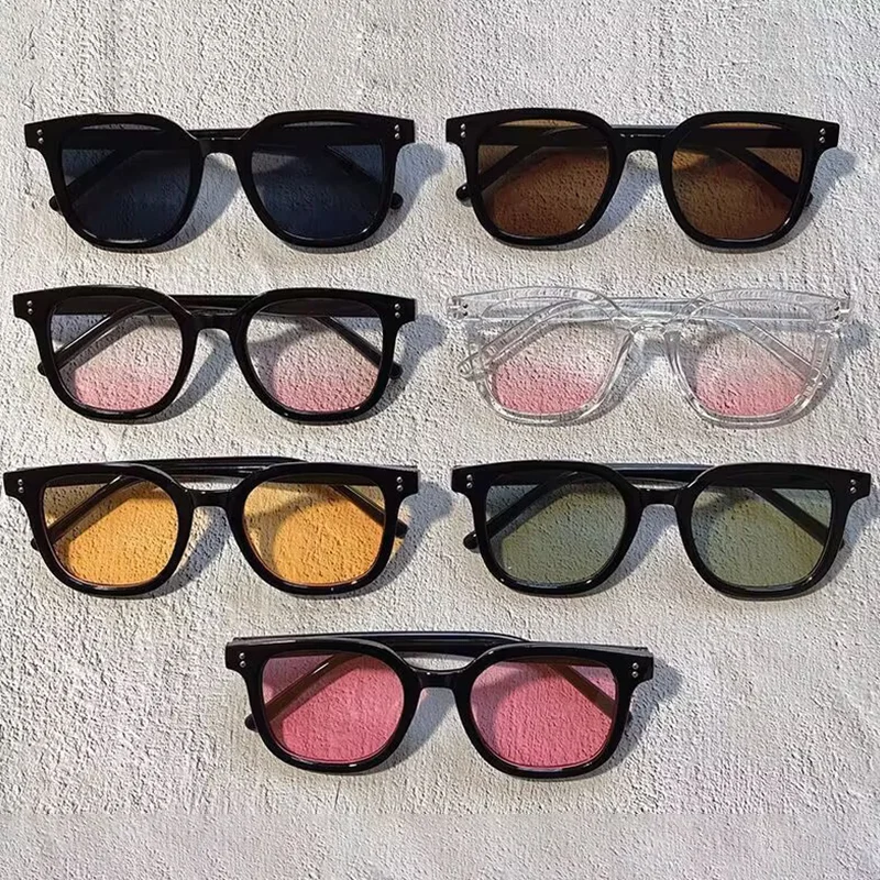 여성을위한 미스터리 패션 선글라스 남성 브랜드 디자이너 빈티지 무작위 모델 유행 안경 그라디언트 파티 그늘 안경 UV400