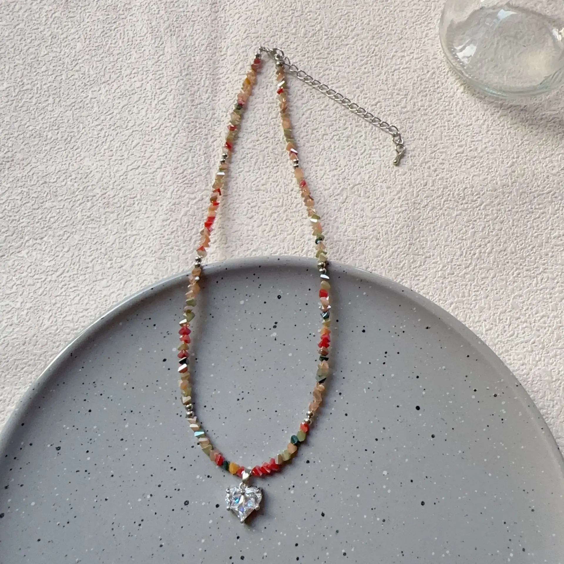 여성을위한 빈티지 지르콘 크리스탈 하트 펜던트 기하학 바로크 투명 크리스탈 체인 목걸이 초커 파티 쥬얼리 N478