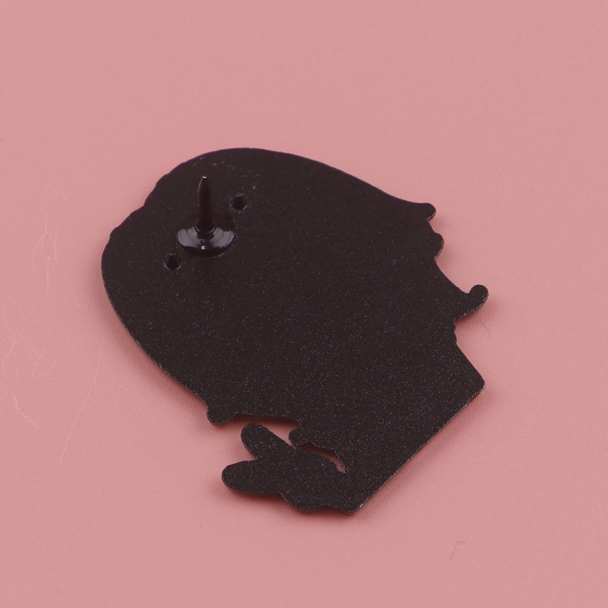 고전적인 일본 애니메이션 소녀 Oosaki Nana 배낭 용 옷깃 핀 에나멜 핀 여성용 브로치 배지 의류 쥬얼리 Accessorie