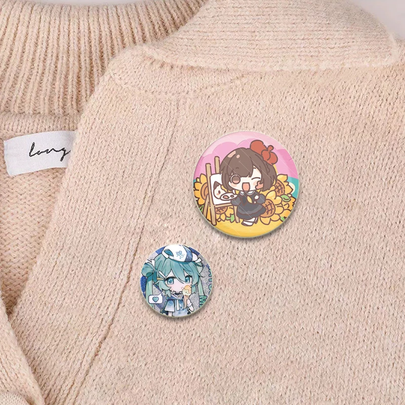 프로젝트 애니메이션 브로치 귀여운 만화 미쿠 루카 ‌   Saki Akito Kamishiro Rui 배지 자켓 청바지 옷깃 핀 선물 액세서리