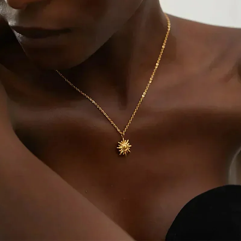 여성을위한 스테인레스 스틸 기하학 목걸이 패션 태양 해바라기 펜던트 쇄골 체인 미적 보석 액세서리 Femme