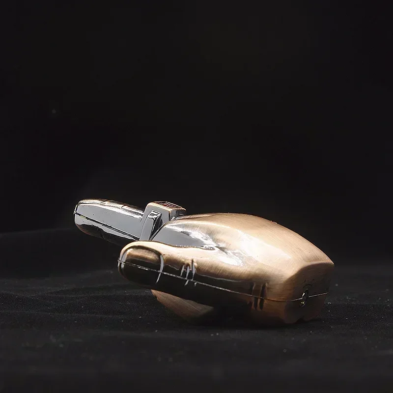 Fuk You 음성이있는 재미있는 중간 손가락 토치 라이터 방풍 제트 불꽃 라이터 흡연 액세서리 리필 형 부탄 라이터