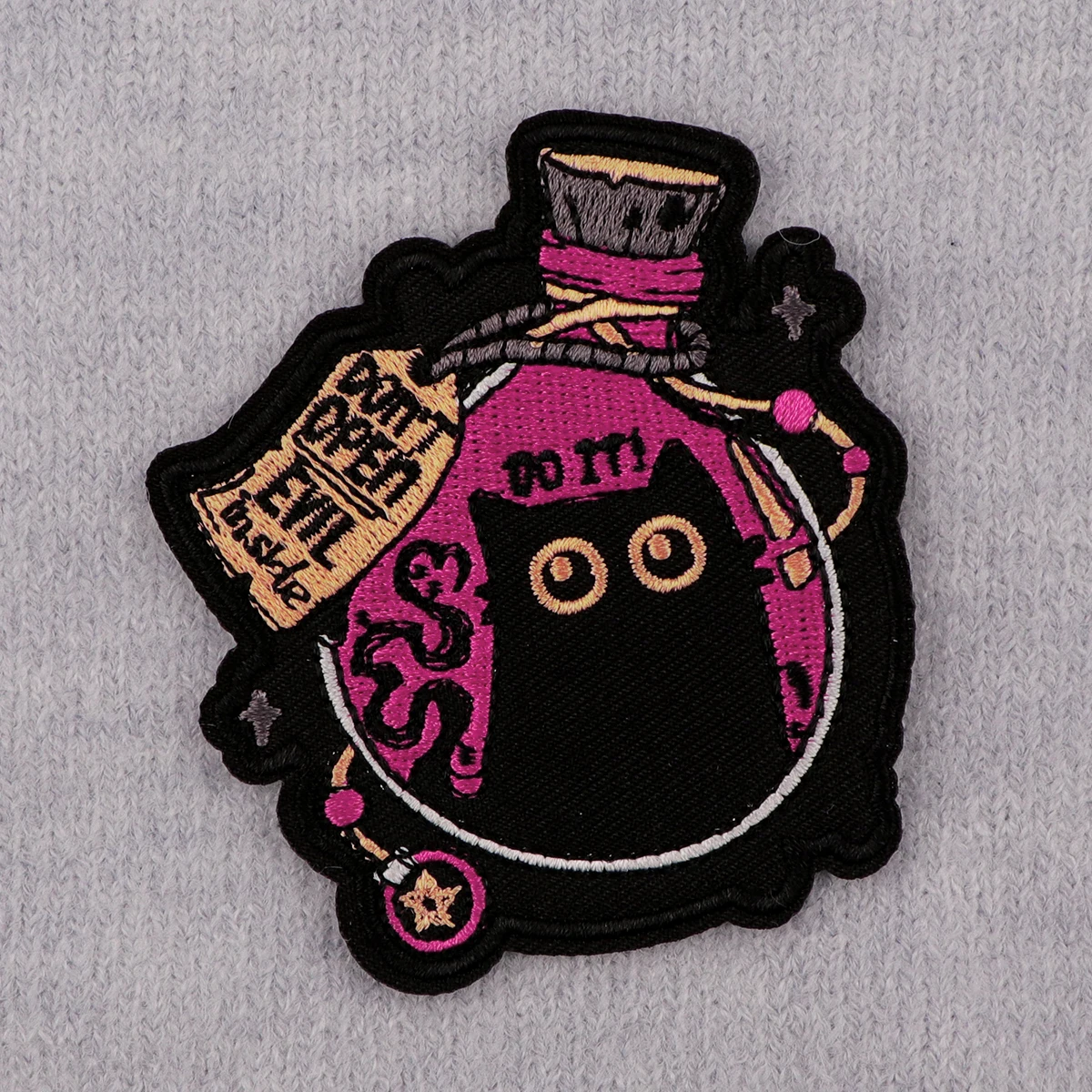 마녀 자수 패치 검은 고양이 철 의류에 대한 패치 열 접착 패치 의류 배지에 만화 패치 DIY 바느질