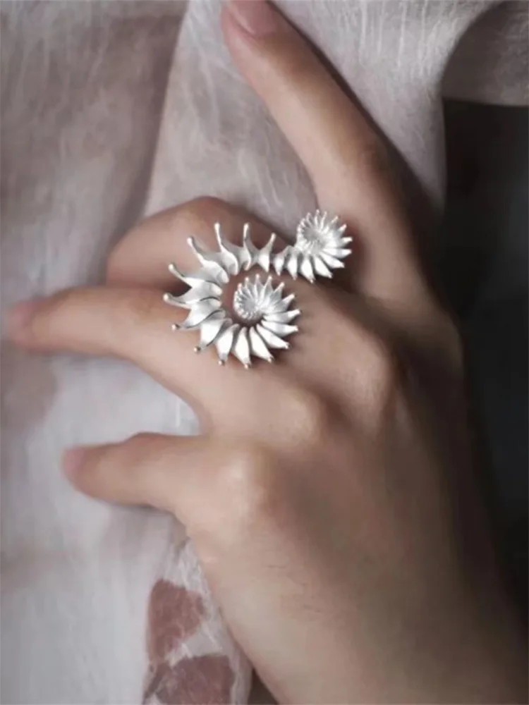 ZHUHE 여성용 소라 스터드 귀걸이, 빈티지 스타일, 남성 쥬얼리 액세서리, 파티 선물