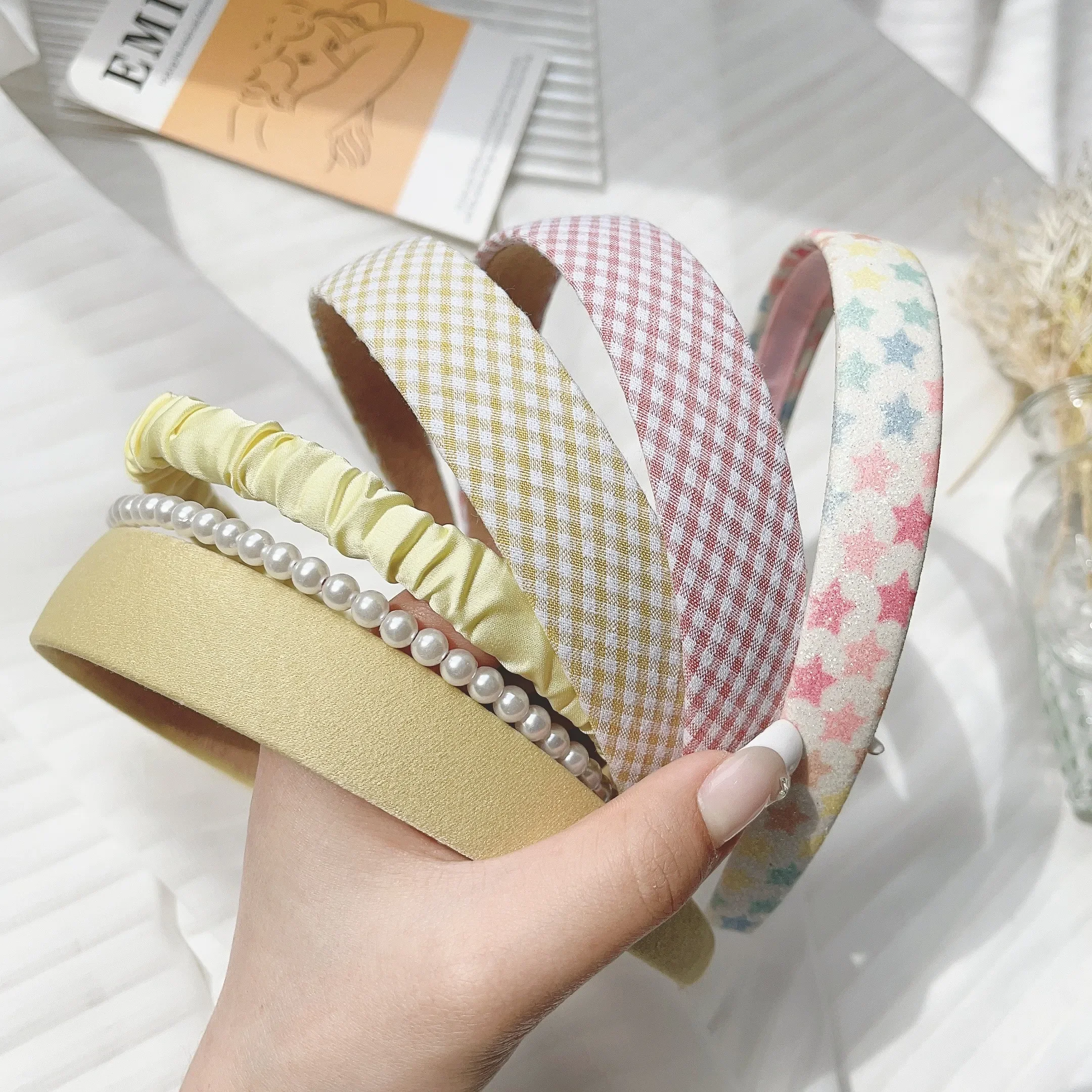 3 개/대 여자 여자 천으로 헤어 밴드 꽃 진주 머리띠 헤어 밴드 헤어 후프 여성 패션 헤어 액세서리 모자를 쓰고 있죠 선물