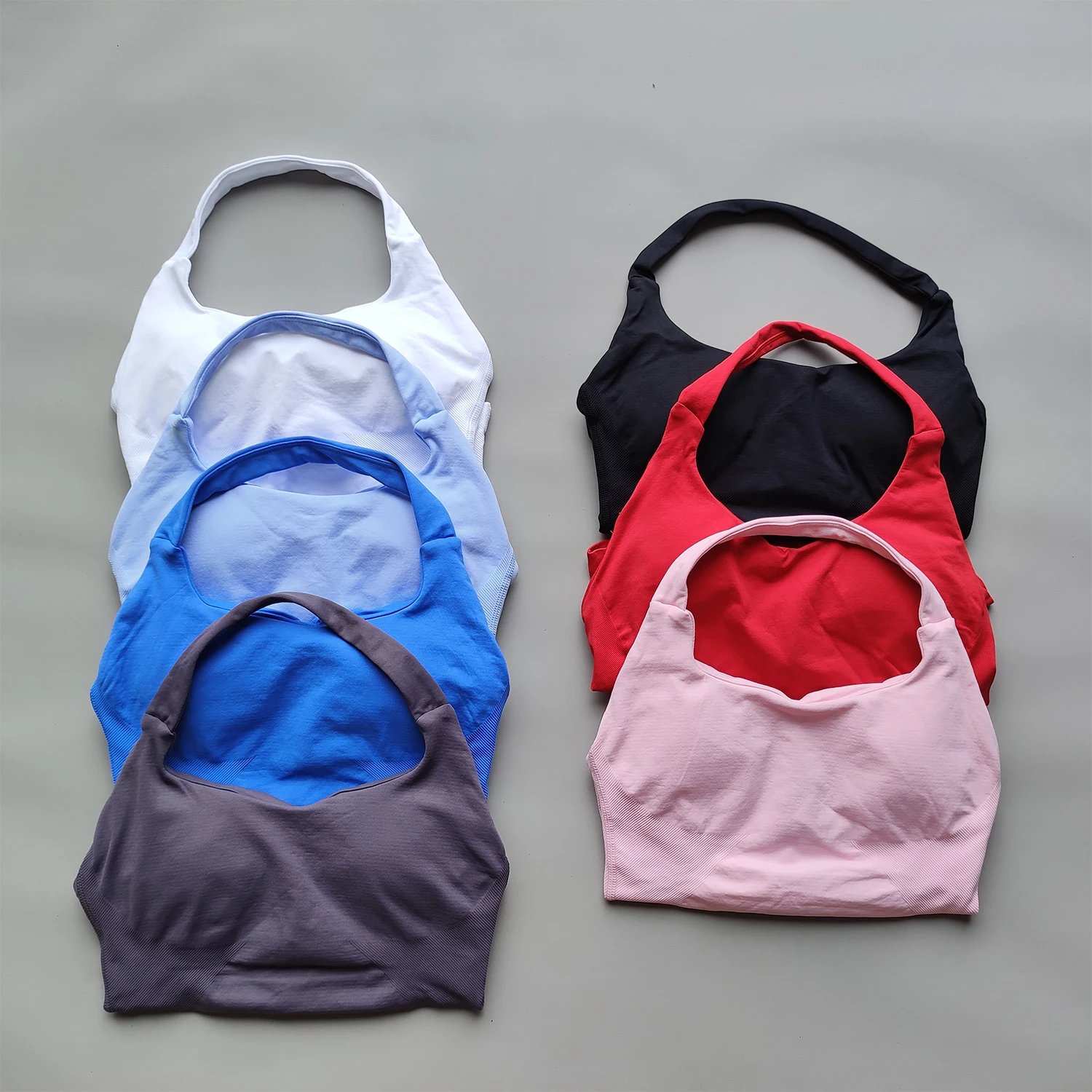 ARFTE 홀터 탑 체육관 조끼 여성 등이없는 탱크 탑 스포츠 브래지어 러닝 조끼 운동 탑 Activewear 요가 의류