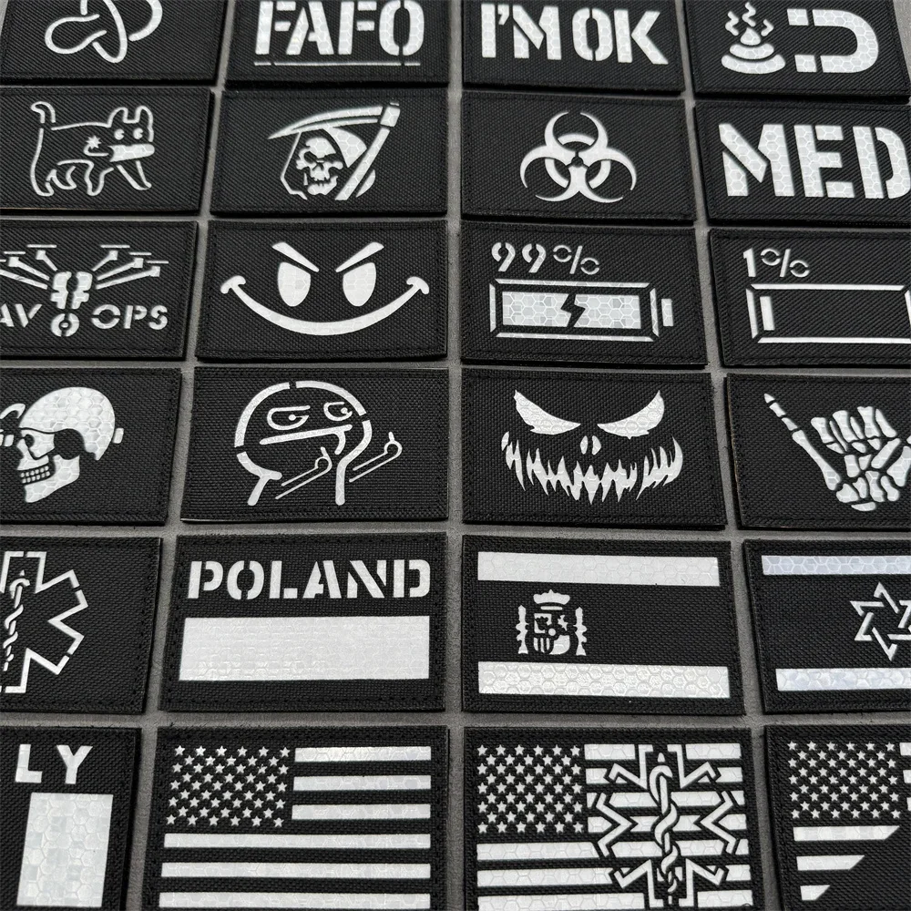 3D 전술 패치 배낭 조끼 의류에 IR 반사 배지 레이저 절단 Emblemen 후크 및 루프 야외 장비