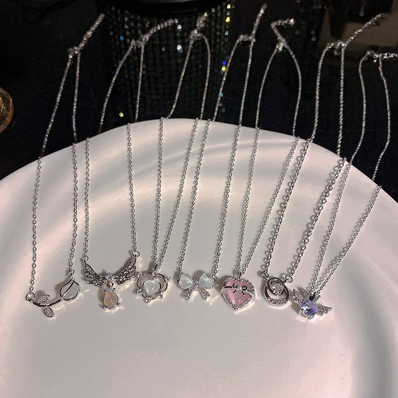 여성을위한 Y2K 크리스탈 보우 천사 날개 하트 펜던트 목걸이 달콤한 멋진 소녀 쇄골 체인 유행 미적 보석 액세서리