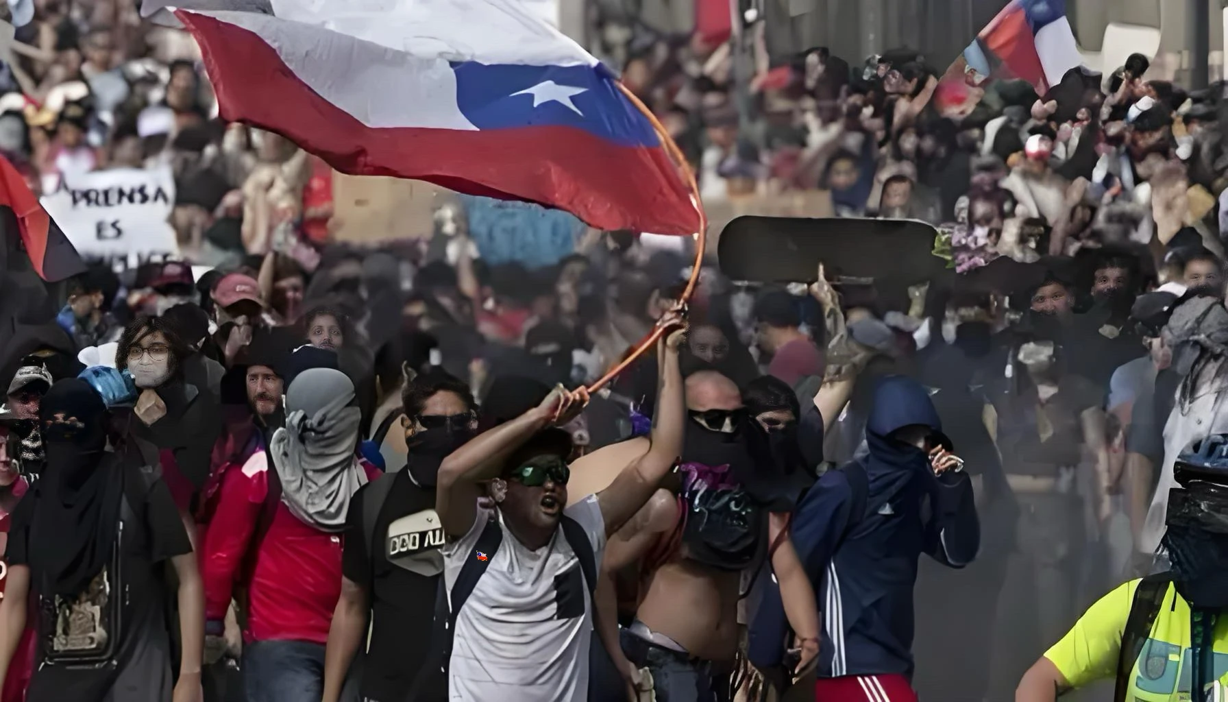 칠레 국기 옷깃 핀 - 대량 팩 칠레 국가 상징 배지 재킷 모자 배낭 및 의류