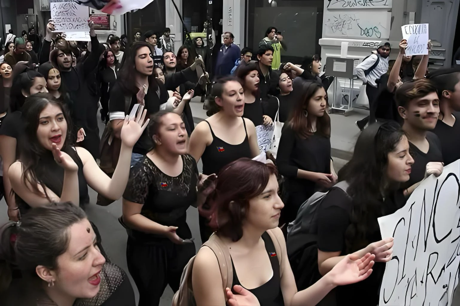 칠레 국기 옷깃 핀 - 대량 팩 칠레 국가 상징 배지 재킷 모자 배낭 및 의류